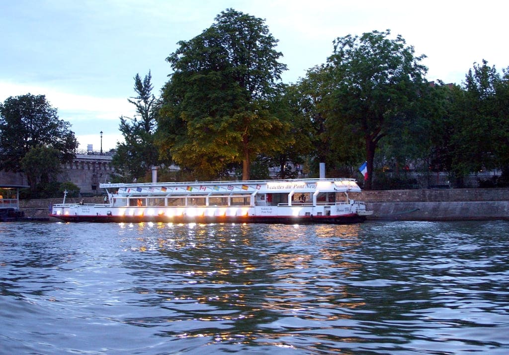 Paris Frankreich Bootsrundfahrt Seine