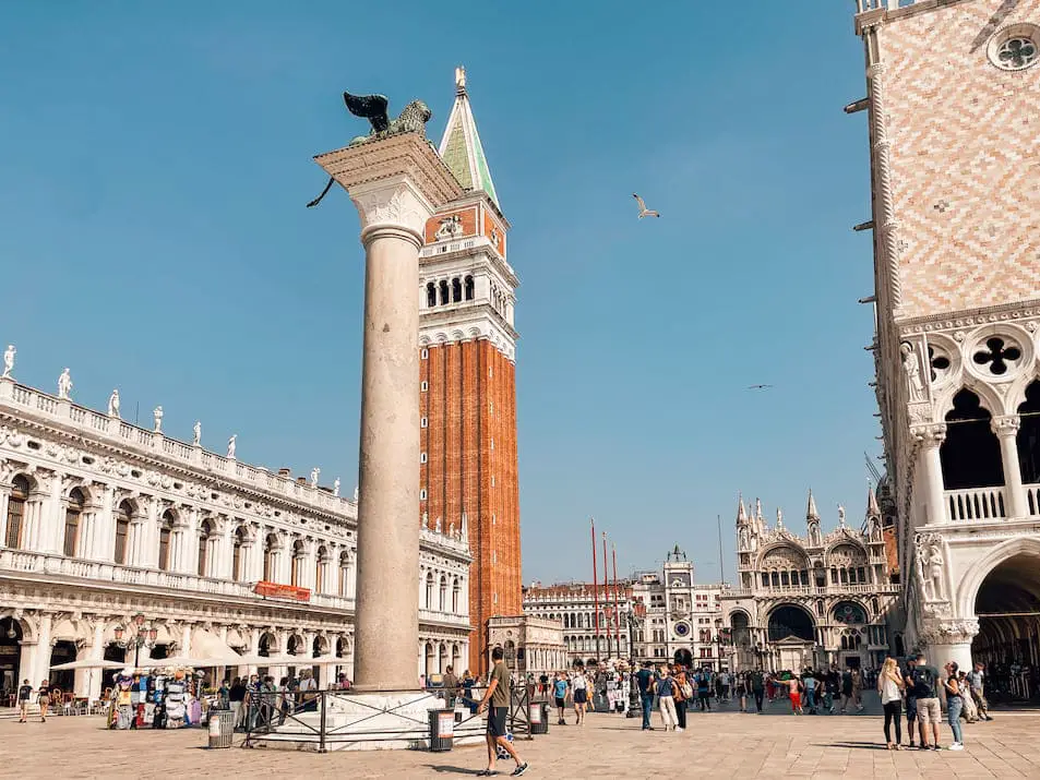 Campanile San Marco Markusturm Sehenswürdigkeiten Markusplatz Venedig Reisebericht