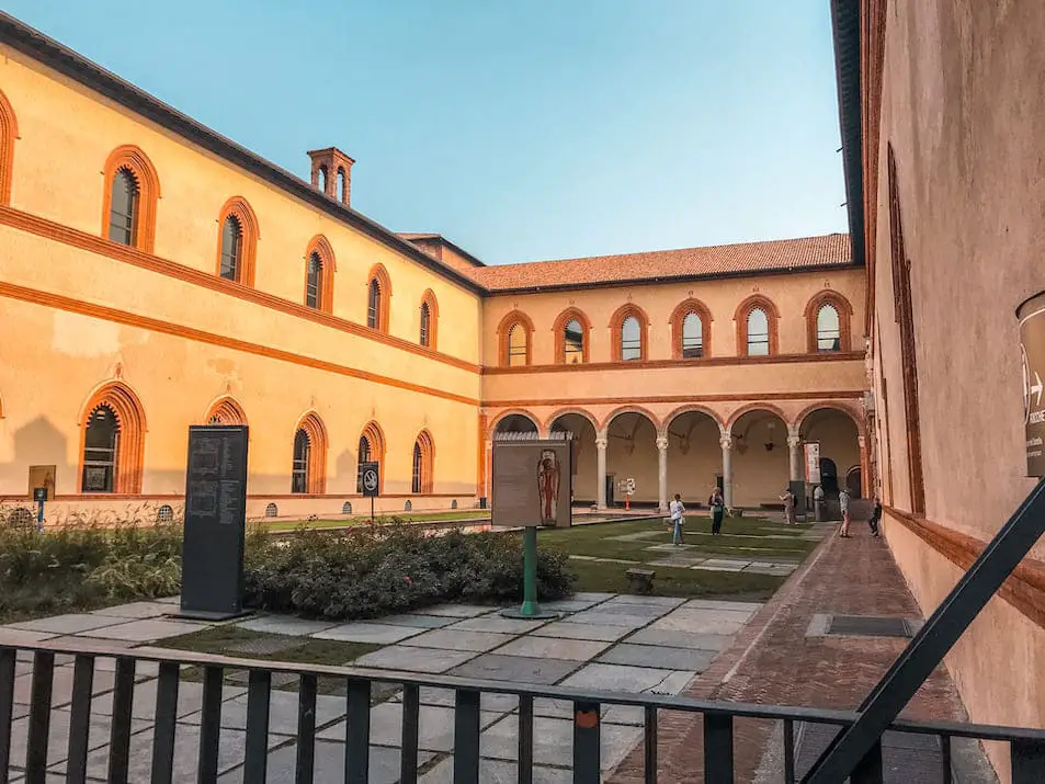 Reisebericht Milano Reisetipps Highlights Sehenswürdigkeiten Castello Sforzesco