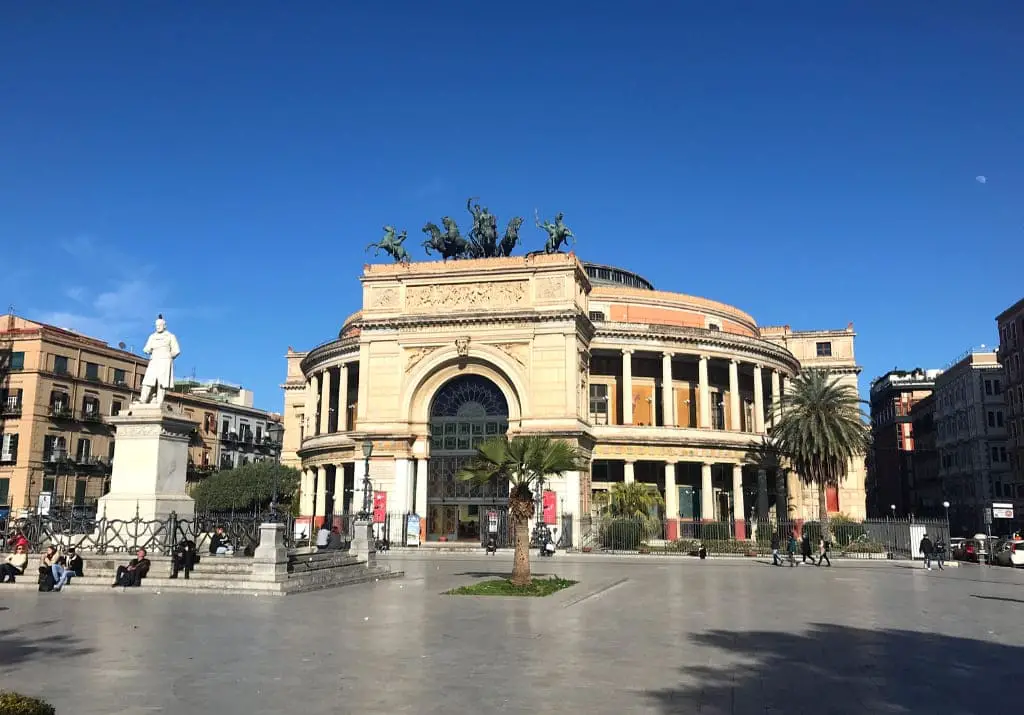 Palermo Reisebericht Sehenswürdigkeiten Sizilien Teatro Massimo
