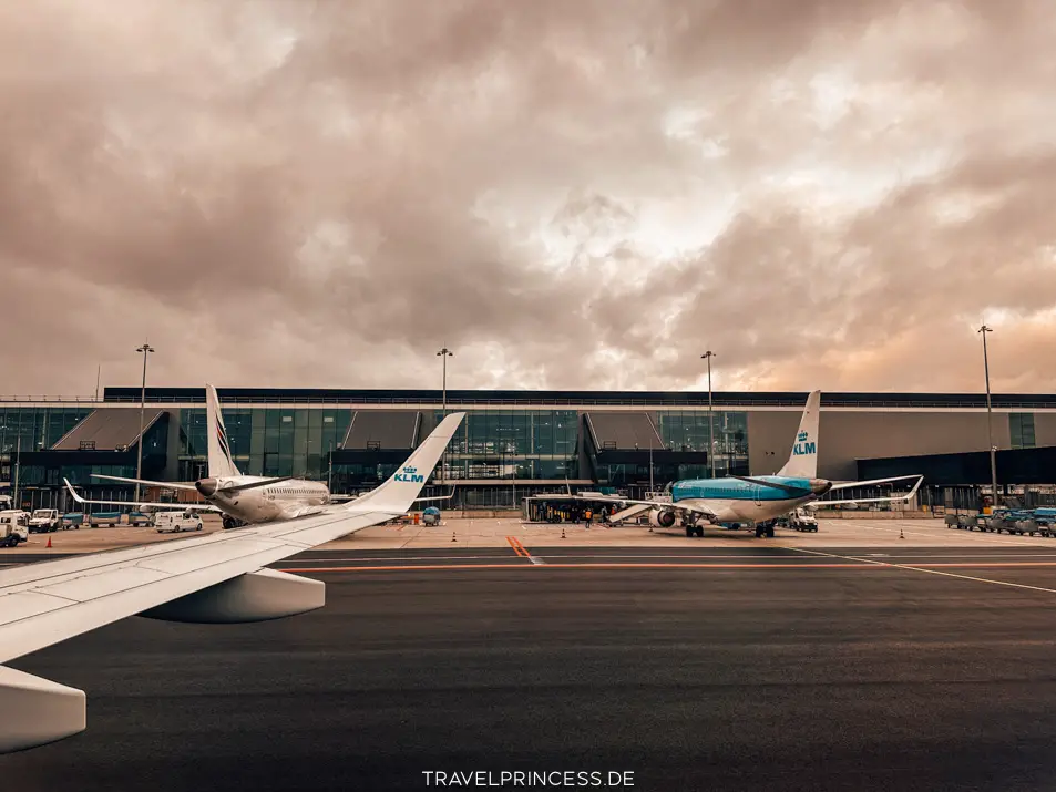 Anreise Willemstad Curacao Welche Airline Flugzeit Flughafen über Amsterdam Reisetipps KLM Travelprincess Reiseblog Reisebericht
