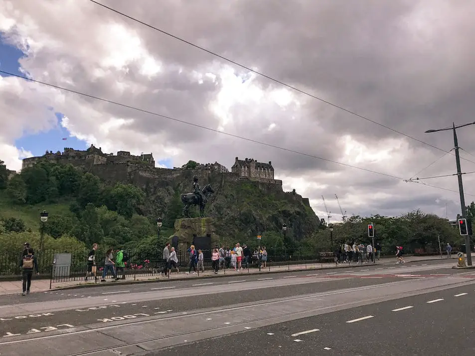 Edinburgh Sehenswürdigkeiten Reisebericht Tipps Edinburgh Castle Rock Princes Street