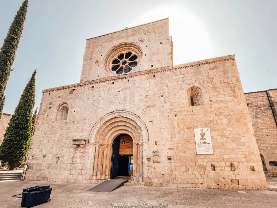 Museu de Arquelogoia de Catalunya Sant Pere de Galligants