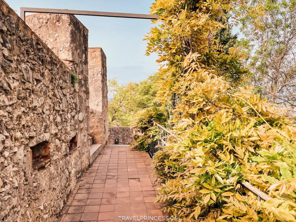 Passeig de la Muralla / City Walks Sehenswürdigkeiten Highlights Reiseführer Reisebericht Reiseblog Travelprincess