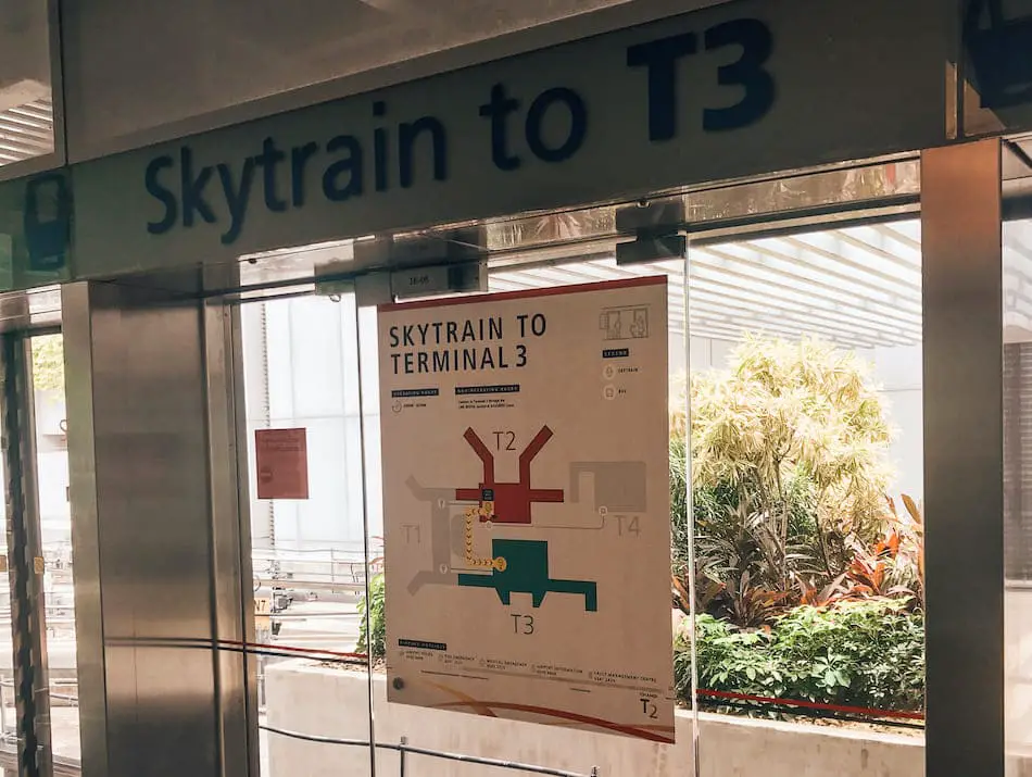 Singapur Airport Reisetipps Wartezeit verkürzen Skytrain