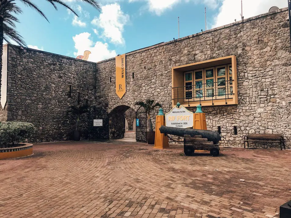 Willemstad Reisetipps Reisebericht Sehenswürdigkeiten Empfehlungen Auf eigene Faust Curaçao Rif Fort
