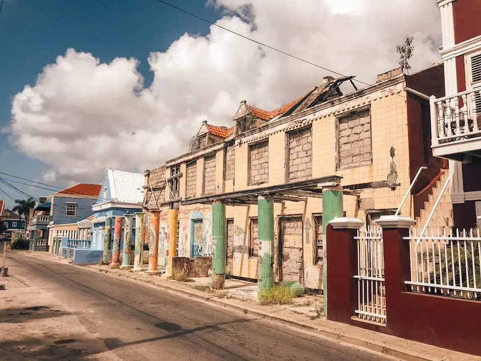 Willemstad Reisetipps Reisebericht Sehenswürdigkeiten Empfehlungen Auf eigene Faust Curaçao Hotels Restaurants Pietermaai