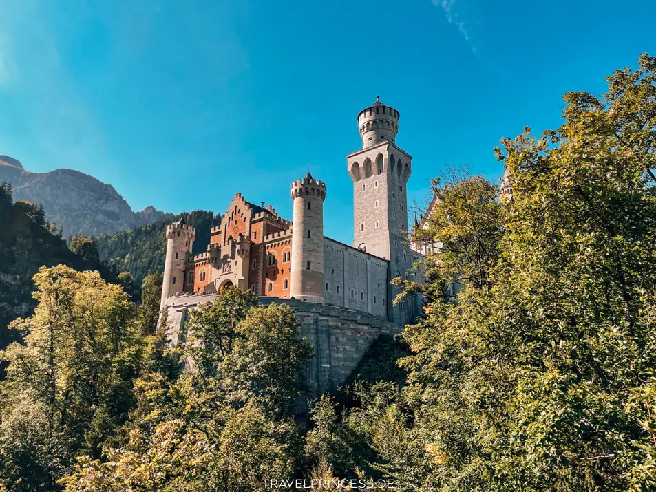 Reiseziele Ausflugsziele Bayern Herbst Schloss Neuschwanstein Reisetipps