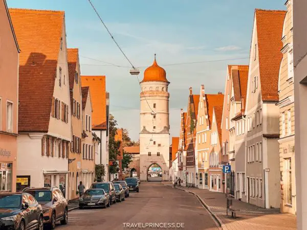 Stadtmauer Berger Tor Reimlinger Tor begehbar Türme Bastei Ausflug Bayern