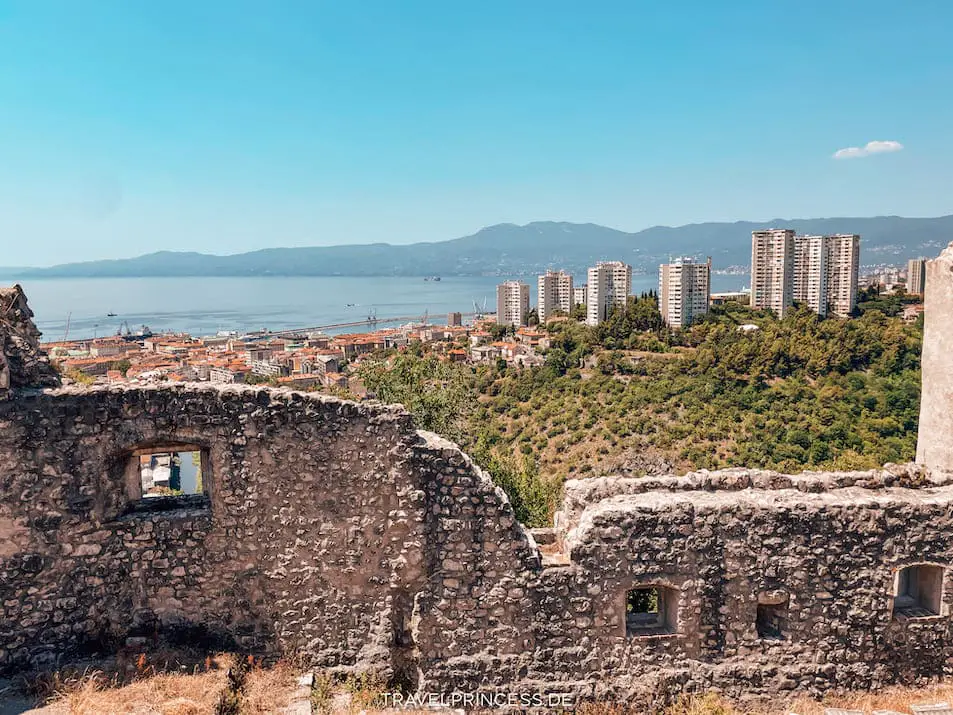Rijeka Kastell von Trsat Aussicht Kvarner Bucht Kroatien Adria Reiseblog Travelprincess Reisetipps Sehenswürdigkeiten 