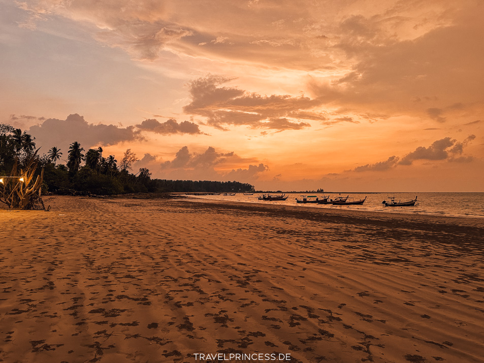 Kann man in Khao Lak Baden im Meer? Allgemeine Infos und Tipps für einen Badeurlaub in Thailand Reiseblog Travelprincess