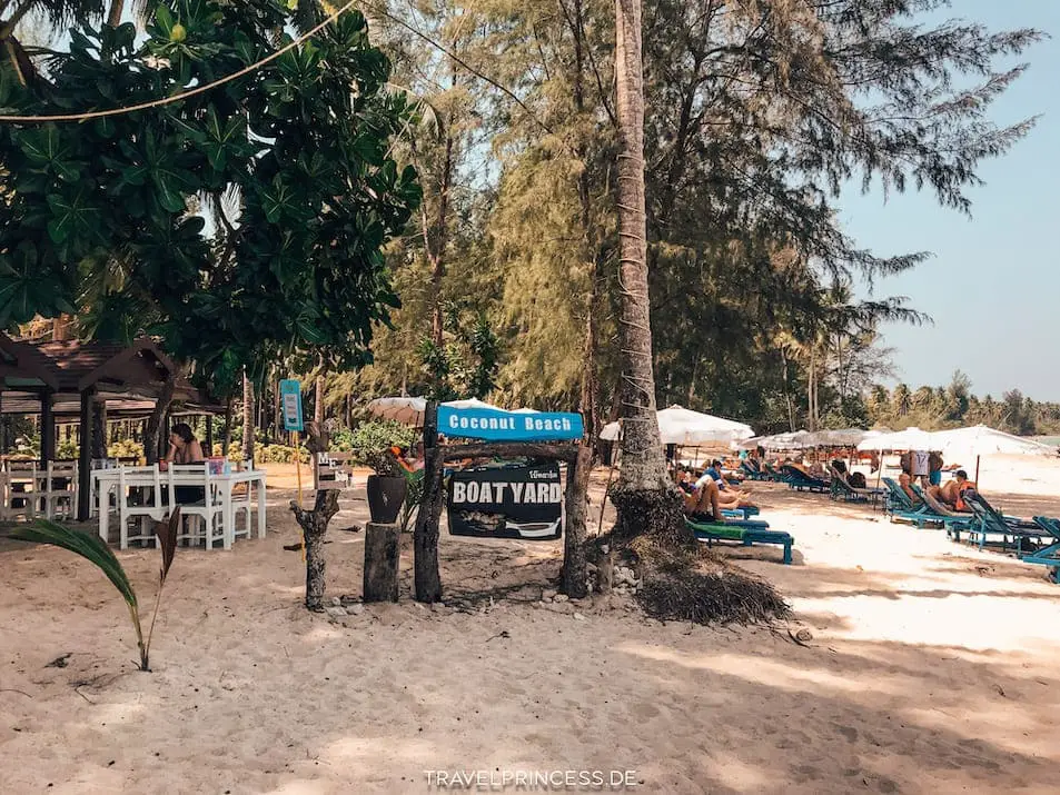 Coconut Beach Thailand Urlaub Meer Wasser Strand Travelprincess Reiseblog Reisebericht Reiseführer