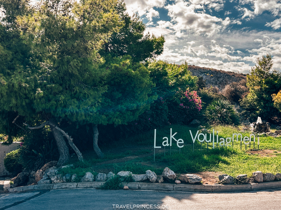 Lake Vouliagmeni Urlaub Athen Tipps Wandern Sehenswürdigkeiten Thermalwasser Thermalquelle Griechenland