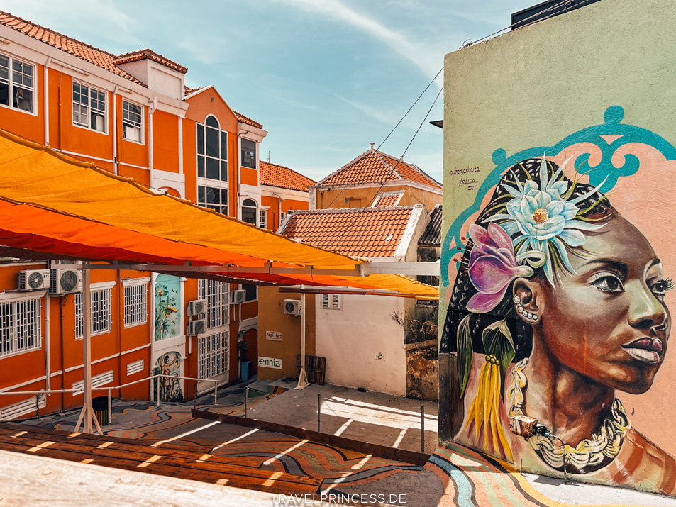 Willemstad Streetart - Reisetipps Highlights Sehenswürdigkeiten Curaçao Urlaub Reiseführer Reiseblog Travelprincess