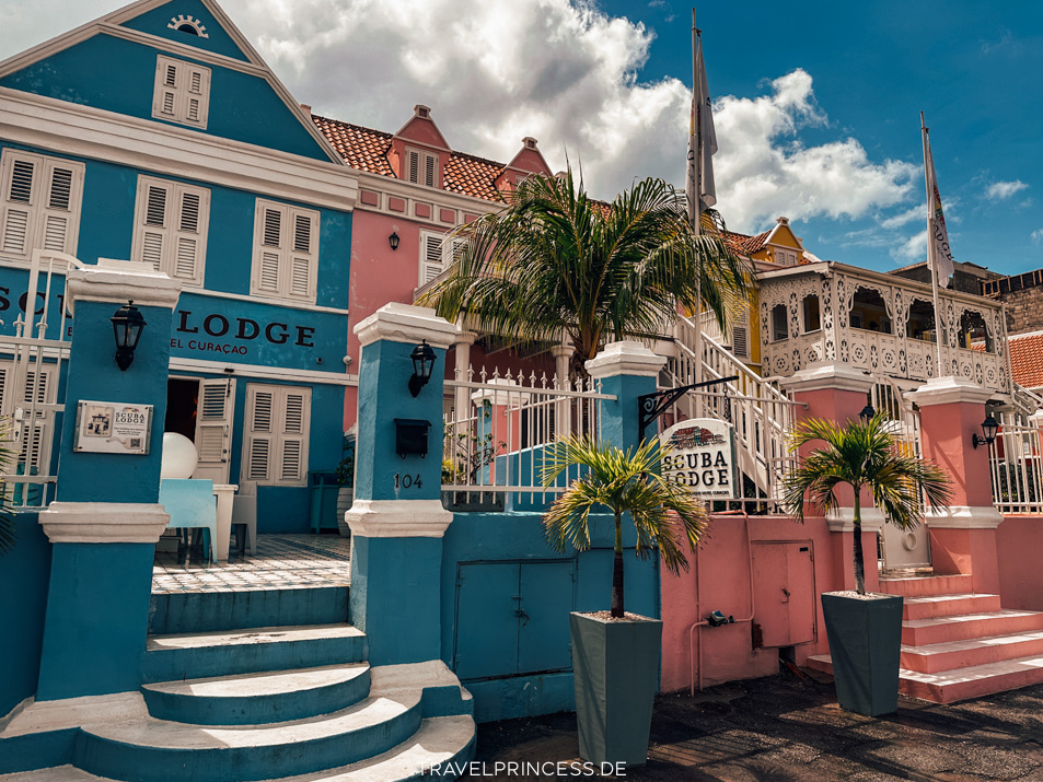 Hotels und Unterkünfte in Willemstad Scuba Lodge Erfahrungen Boutiquehotel Curaçao am Strand Meer Hauptstadt Travelprincess Reiseblog