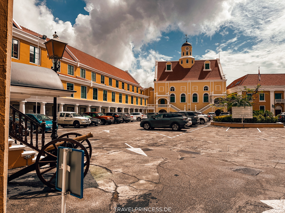 Fort Amsterdam - Willemstad Sehenswürdigkeiten Curaçao Reiseblog Travelprincess Urlaub 