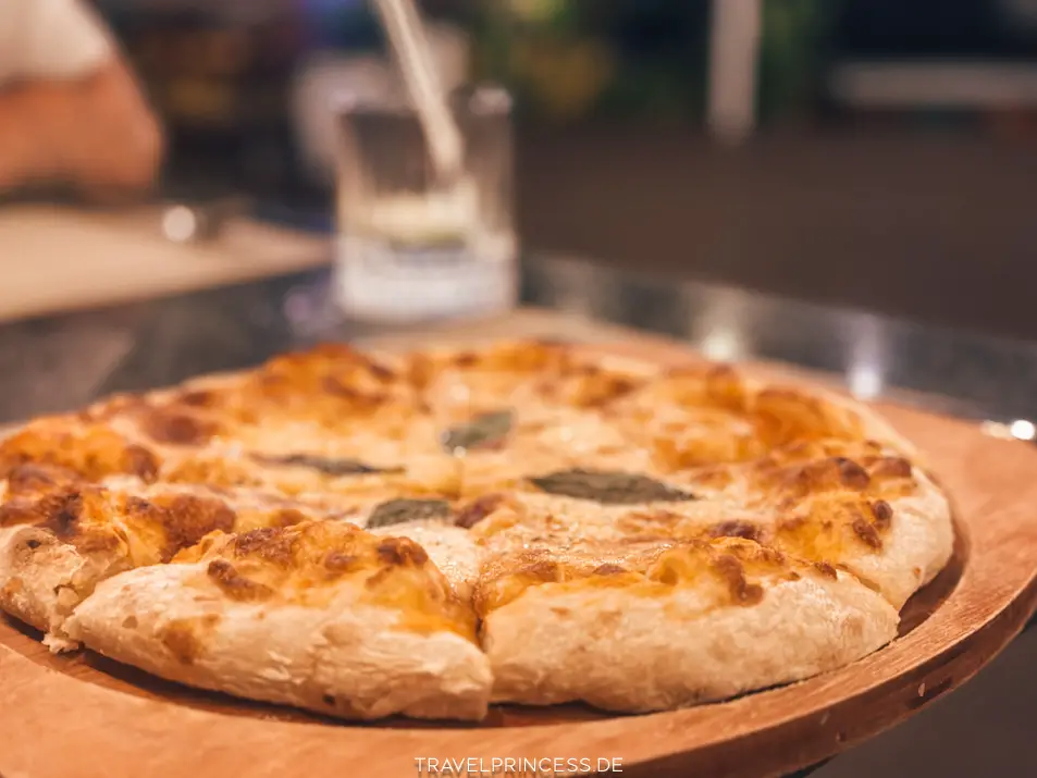 Vietnam Restaurants Bar200 - The Bar & Bar200 By the Beach