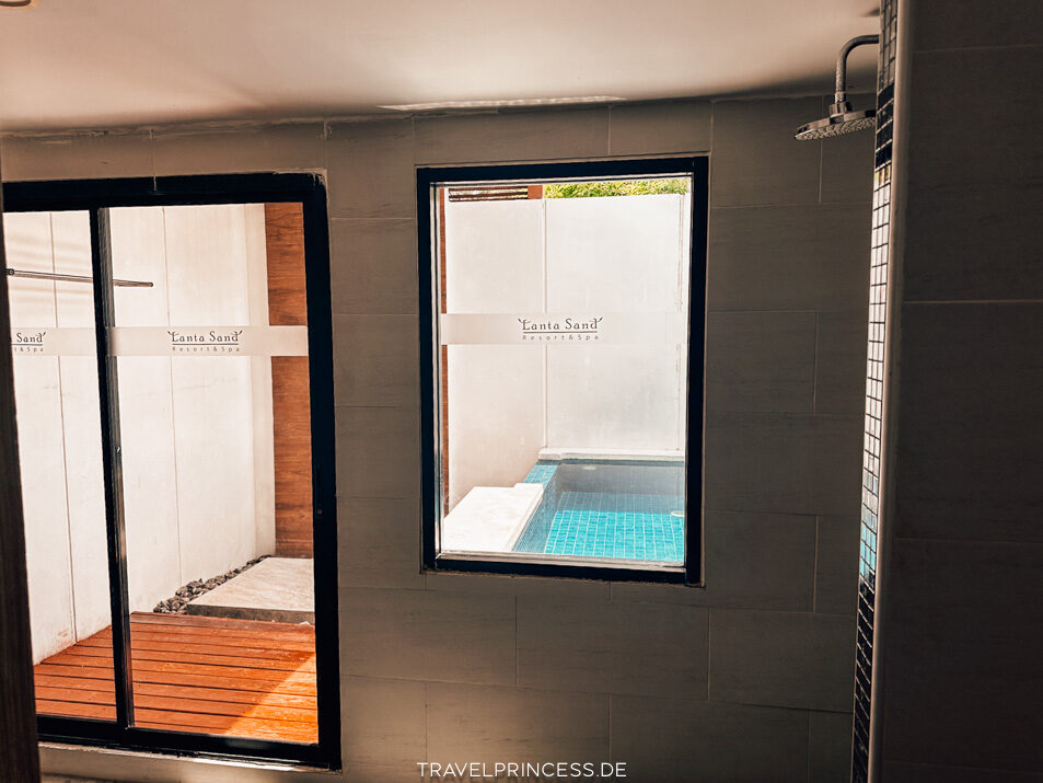 Lanta Sand Resort Hotel Erfahrungen Long Beach Hotelbericht Reiseblog Travelprincess Thailand