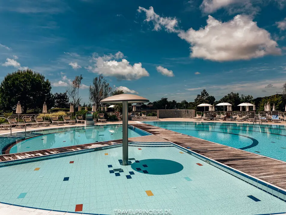 Hotel mit Pool Bibione Pineda Unterkunft am Meer Strand Reisetipps Italien Reiseblog Travelprincess