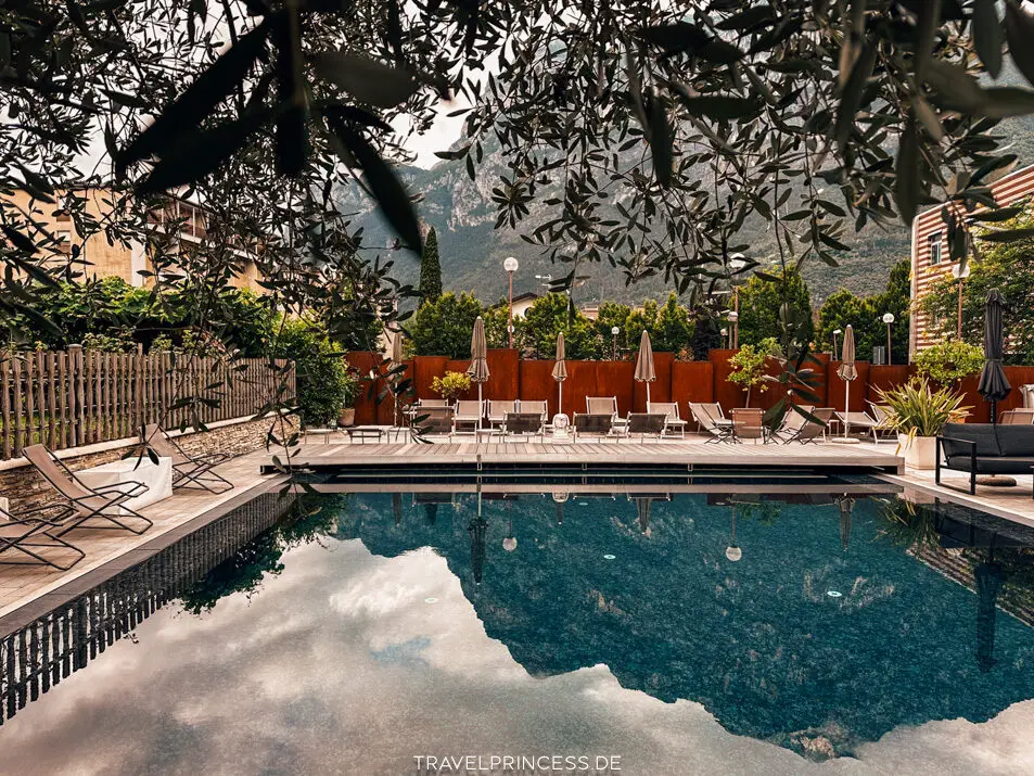 Hotels Riva del Garda Sehenswürdigkeiten Hotelempfehlung Riva Hotel am See Gardasee Reisetipps Travelprincess Reiseblog