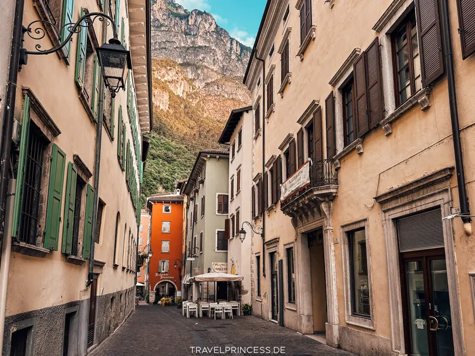 Gardasee Orte Urlaub Städte Sehenswürdigkeiten Geheimtipps Travelprincess Reiseblog Italien