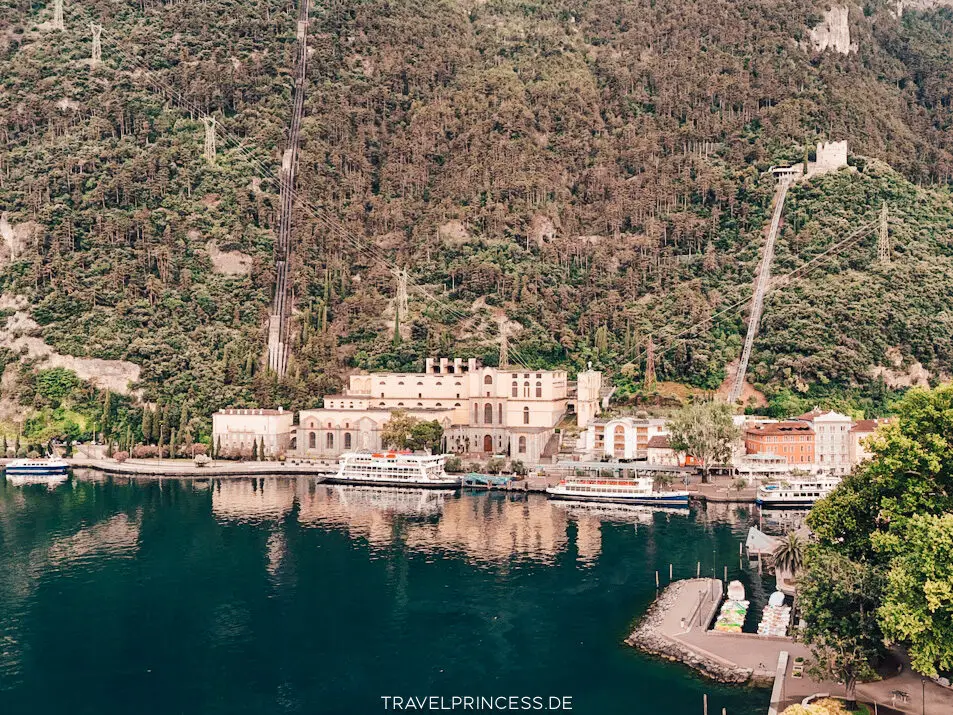 Bastione di Riva Restaurant Aufzug Travelprincess Reiseblog Gardasee