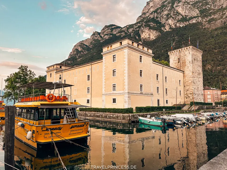 Rocca di Riva - Wasserburg und Museum Alto Garda (MAG) Sehenswürdigkeiten Gardasee Highlights Tipps Travelprincess Reiseblog