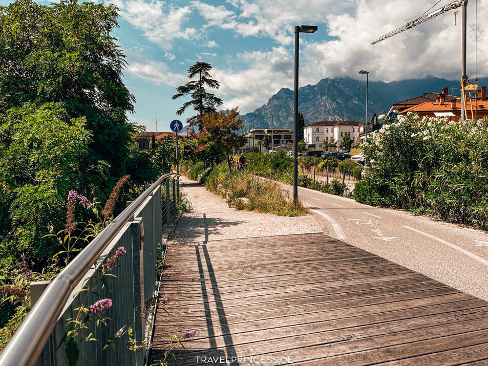 Wanderwege rund um Arco Reiseblog Travelprincess Gardasee Tipps Wandern