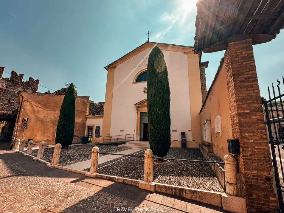 Chiesa di San Marco Evangelista Valeggio Sul Mincio Sehenswürdigkeiten Erfahrungen Reisetipps Tipps Reisebericht Italien Gardasee Geheimtipp Travelprincess Reiseblog