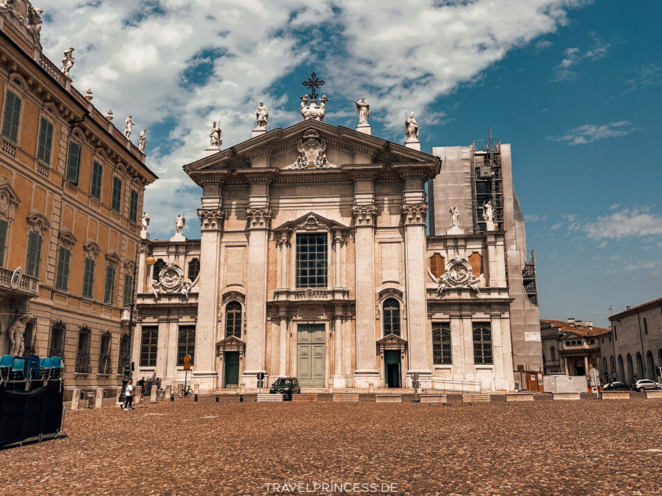 Dom von Mantua Sehenswürdigkeiten Highlights Reisetipps Travelprincess Reiseblog