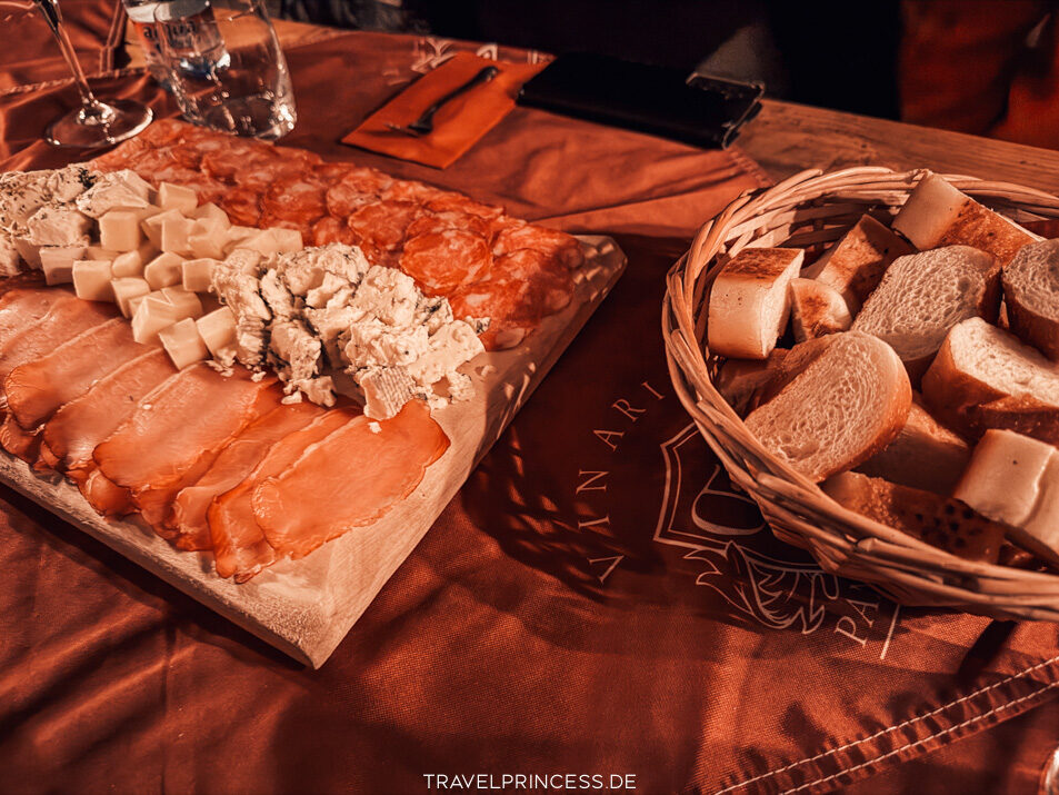 Serbien Wine Cellar Panajotovic Weinprobe Winetasting buchen reservieren Reisebericht Reiseblog Travelprincess