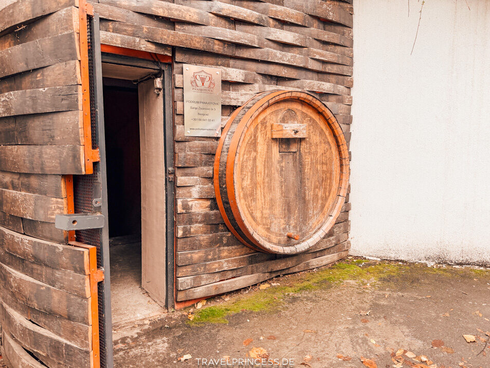 Serbien Wine Cellar Panajotovic Weinprobe Winetasting buchen reservieren Reisebericht Reiseblog Travelprincess