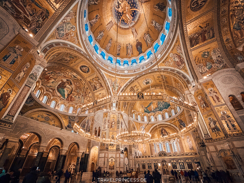 Dom des Heiligen Sava Sehenswürdigkeiten Serbien Urlaub Städtetrip Must-See Geheimtipp Reiseblog Travelprincess Reisebericht Highlights Reiseführer