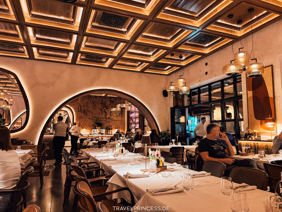 Velika Skadarlija Restaurant Serbien Erfahrungen Lohnt es sich? Travelprincess Reiseblog Reisebericht Reiseführer