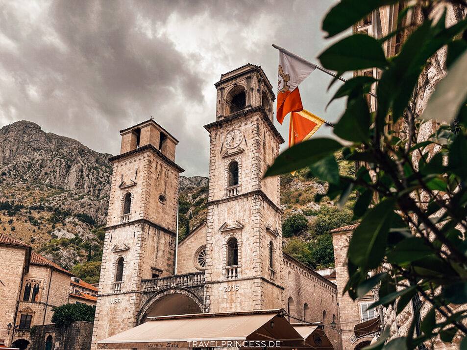 Bucht von Kotor Sehenswürdigkeiten, Tipps & Highlights - Montenegro Reisebericht mit Karte Reiseblog Travelprincess Urlaub Osteuropa