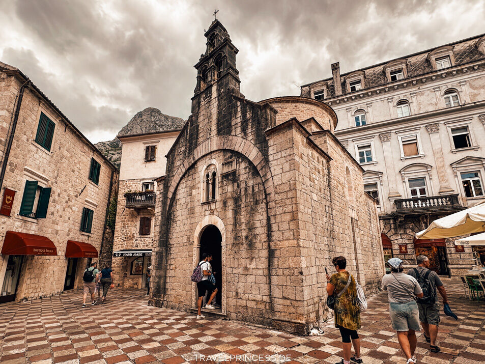 Kirche des Heiligen Lukas bzw. Crkva Svetog Luke Montenegro Reiseblog Sehenswürdigkeiten