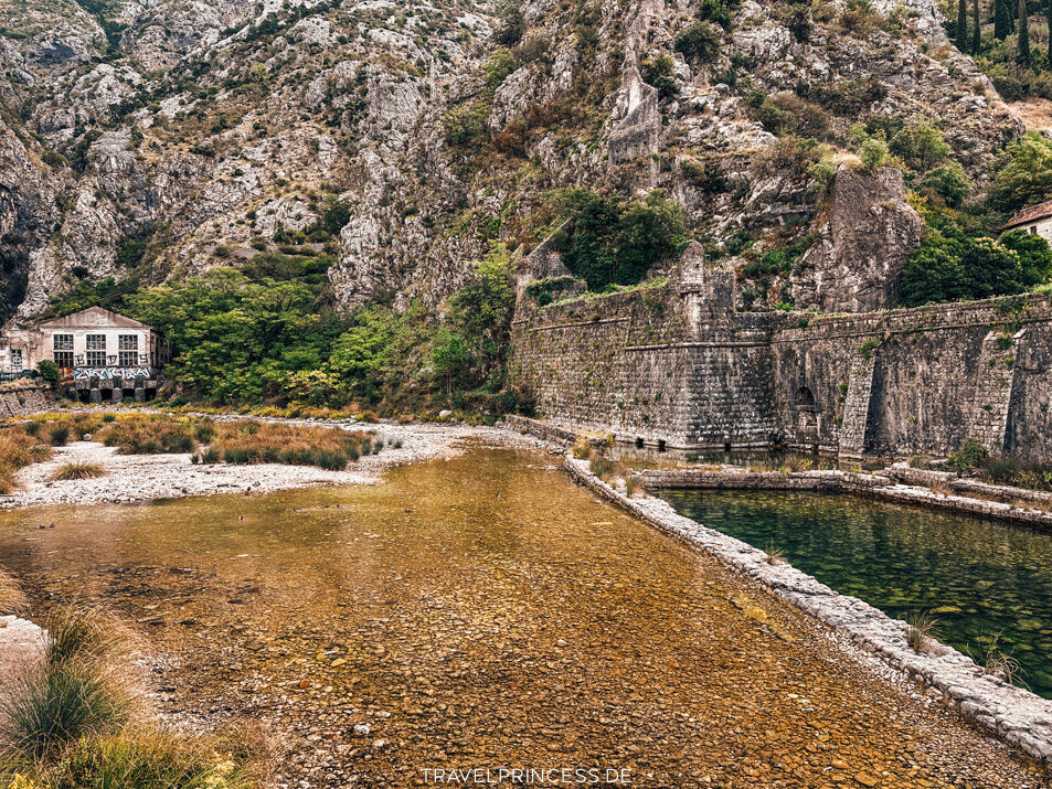 Bucht von Kotor Sehenswürdigkeiten, Tipps & Highlights - Montenegro Reisebericht mit Karte Reiseblog Travelprincess Urlaub Osteuropa