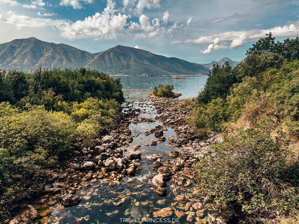 Wasserfall Orahovac - Bucht von Kotor Highlights Geheimtipps Roadtrip Sehenswürdigkeiten Urlaub Travelprincess Reiseblog