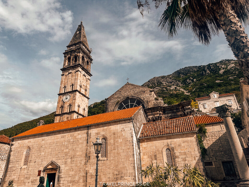 Bucht von Kotor Sehenswürdigkeiten, Tipps & Highlights - Montenegro Reisebericht mit Karte Reiseblog Travelprincess Urlaub Osteuropa