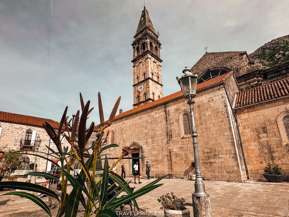 Bucht von Kotor Sehenswürdigkeiten, Tipps & Highlights - Montenegro Reisebericht mit Karte Reiseblog Travelprincess Urlaub Osteuropa