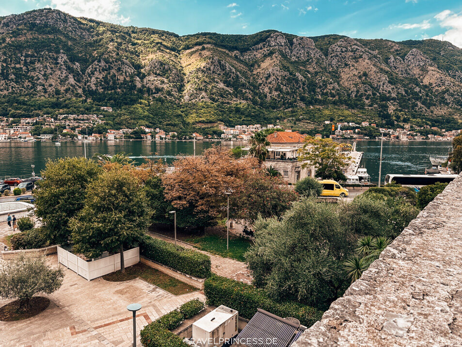 Stadtmauern Kotor Sehenswürdigkeiten Highlights Reiseblog Travelprincess Tipps Erfahrungen Urlaub