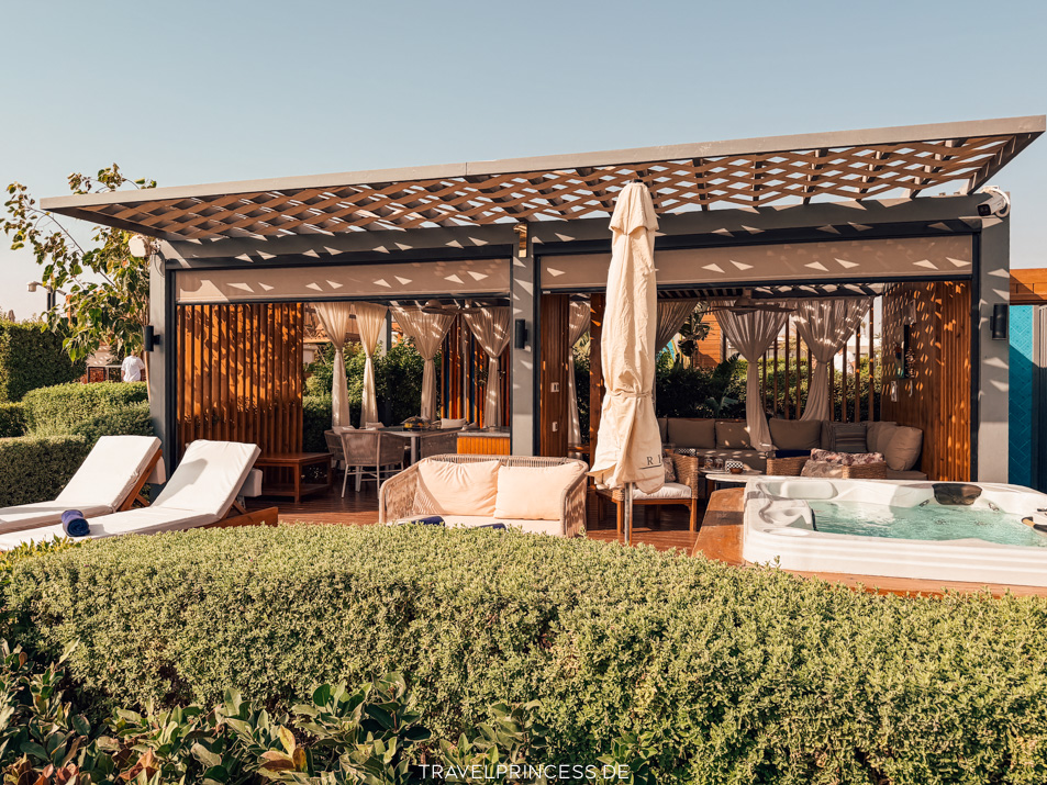 Sharm El Sheikh Resort am Strand Meer Schnorcheln Hausriff Rixos Radamis Kulinarik Erfahrungen Bewertungen Essen Reiseblog Hotelvlog Travelprincess a la carte Restaurants Buffet wie viele