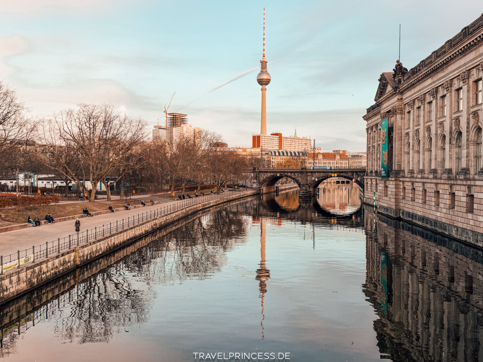 Berlin Sehenswürdigkeiten 3 Tage Guide kostenlos zu Fuß Reisetipps Highlights Geheimtipps Travelprincess Reiseblog Deutschland Urlaub Städtereise Städtetrip Reisebericht