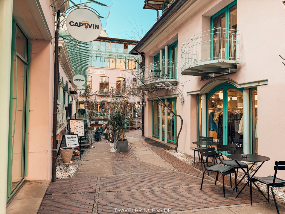 Rosenhöfe Haus Schwarzenberg lohnenswert Lohnt es sich? Anne-Frank-Zentrum Reisebericht Reiseblog Travelprincess