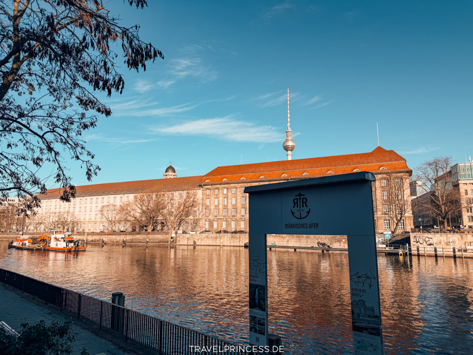 Märkisches Ufer spazieren am Wasser Reisetipps Highlights Travelprincess Reiseblog