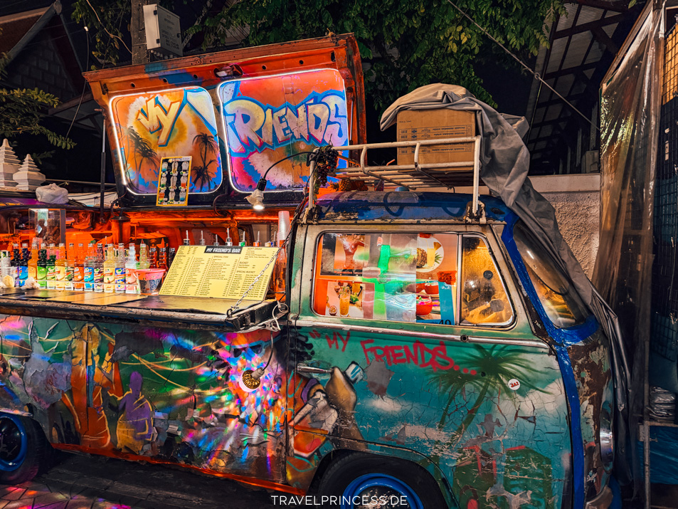 Thanon Rambuttri Road Empfehlungen Thailand Restaurants Party Khaosan Road Travelprincess Reiseblog Thailand Reisebericht