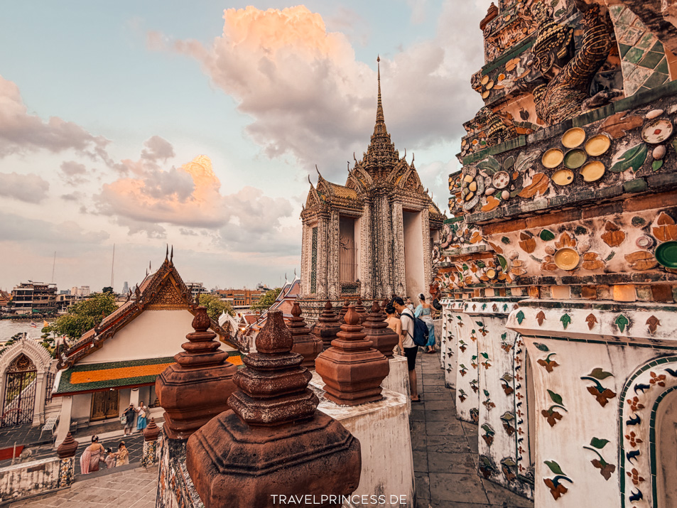 Wat Arun Fotospot Sonnenuntergang Eintritt Öffnungszeiten Fähre Boot Reisetipps Thailand Reiseblog Travelprincess