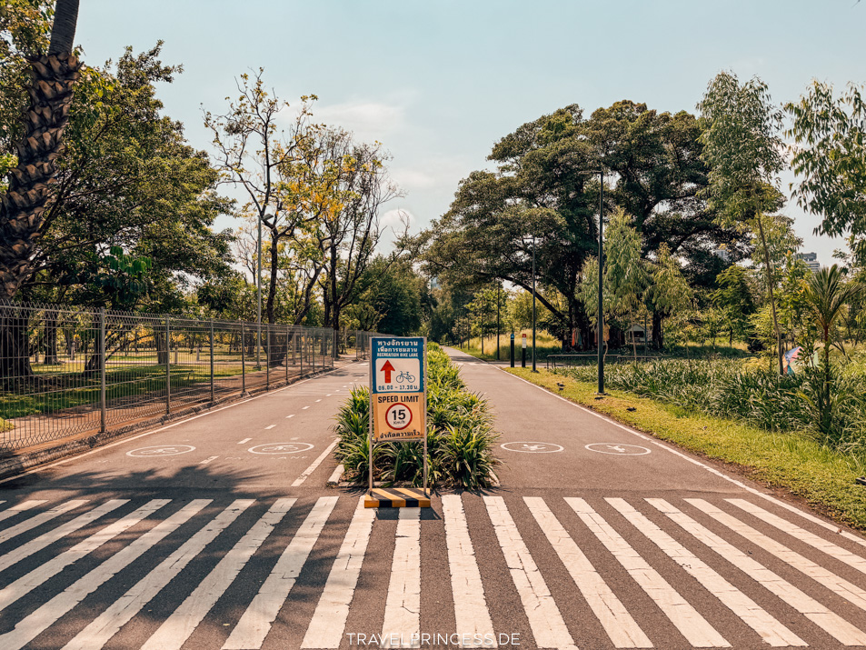 Benjakitti-Park Geheimtipp Reisetipps Reiseführer Travel Guide Thailand Reiseblog Travelprincess Skywalk