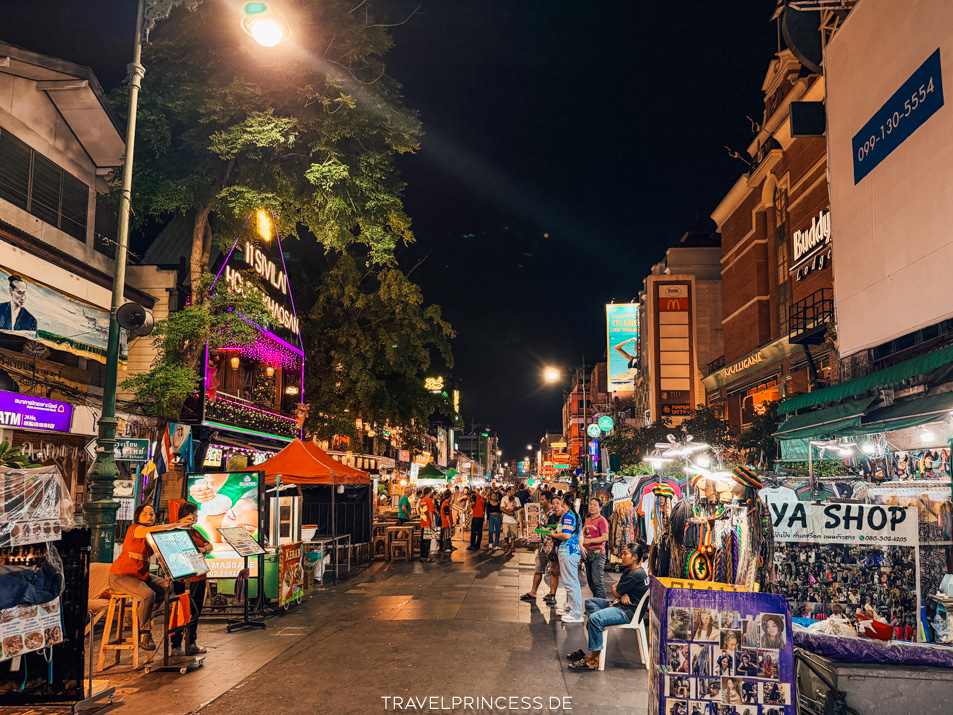 Thanon Rambuttri Road Empfehlungen Thailand Restaurants Party Khaosan Road Travelprincess Reiseblog Thailand Reisebericht