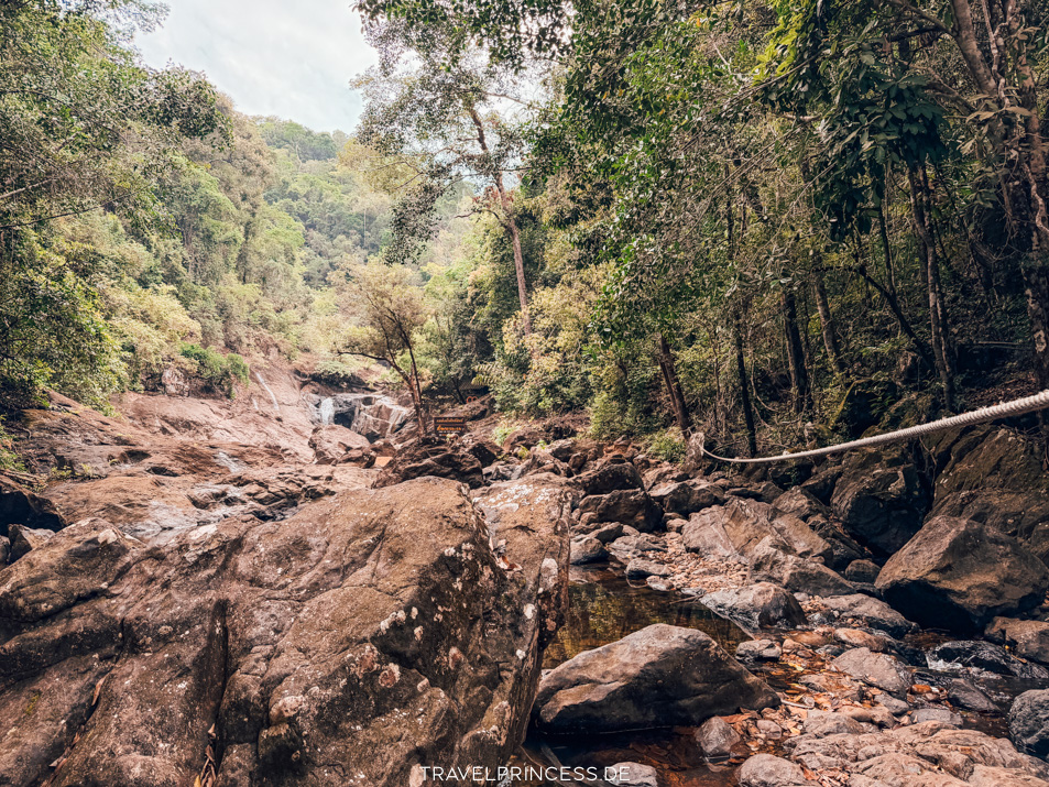 Than Ma Yom Waterfall Nationalpark Ticket Tipps Travelprincess Reiseblog Wasserfall Wandern Weg Schwierigkeit Thailand